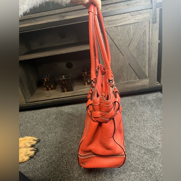 Beautiful Pre-Loved Coach Bag - Picture 4 of 12